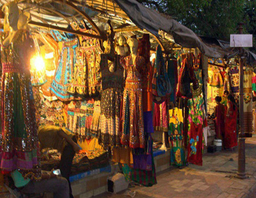 Gujarat Textiles & Handicrafts Tour