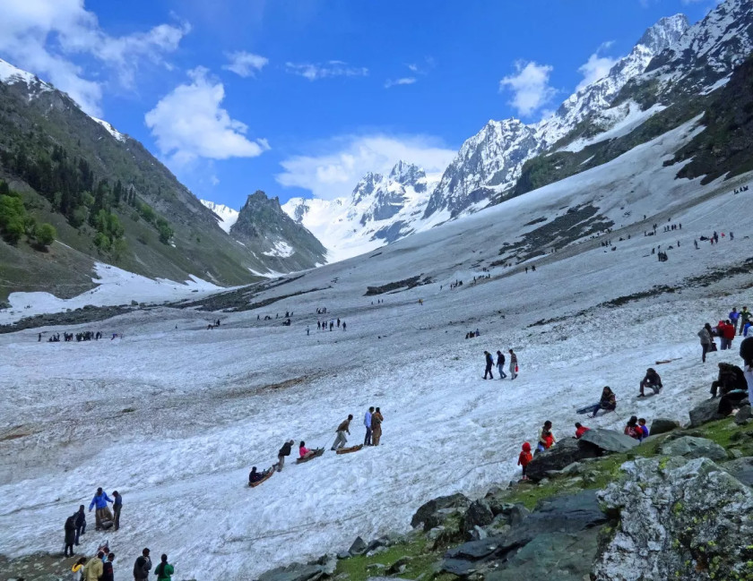 Kashmir Honeymoon Tour
