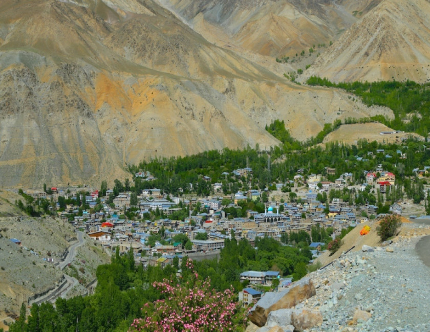 Ladakh Kargil Tour Package