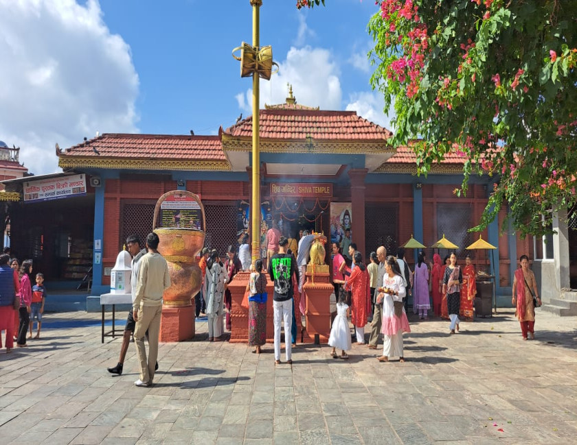 Kathmandu Pokhara Chitwan Tour