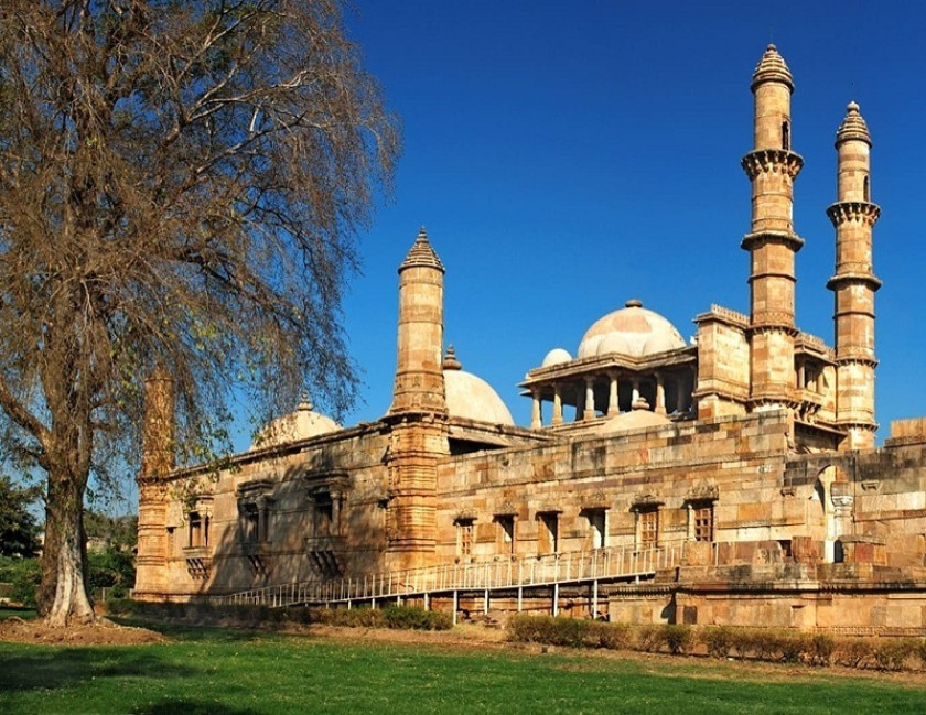 Vadodara Pavagadh Champaner Tour Package